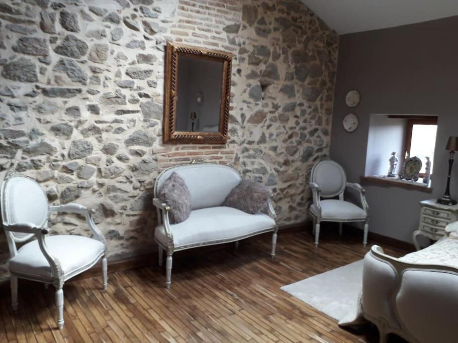 Le Magnoux Peaceful Retreat Bed & Breakfast Amailloux Dış mekan fotoğraf